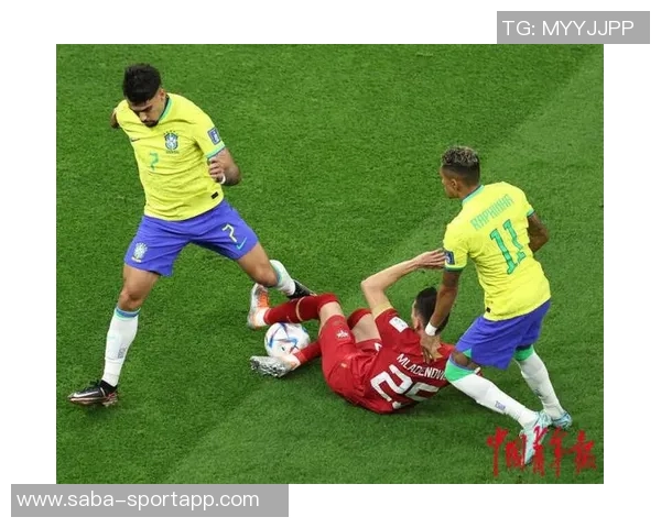 夏季训练成果显著爱德华兹高难度撤步跳投精彩首秀