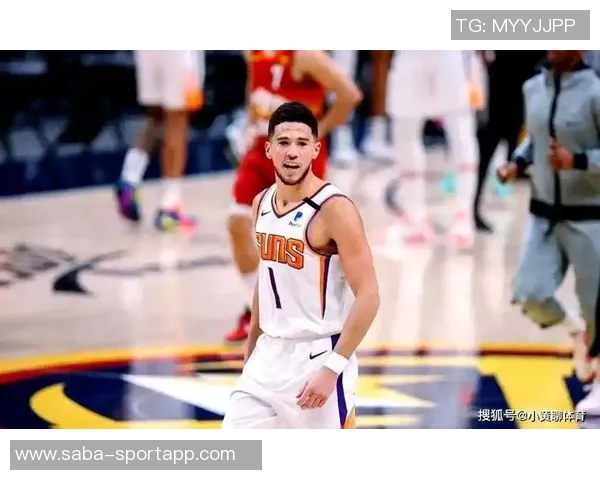 布克称赞格林阿伦为进攻核心我们始终保持下一个顶上来的心态