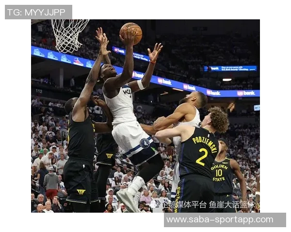 巴特勒下半场未首发小佩顿替代出战引发热议