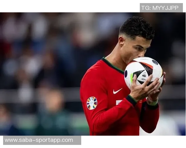 西超杯历史进球榜揭晓梅西14球领跑本泽马紧随其后莱万位列第三