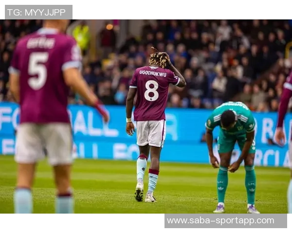 英超专家组裁定范戴克进球被吹为误判引发持续争议